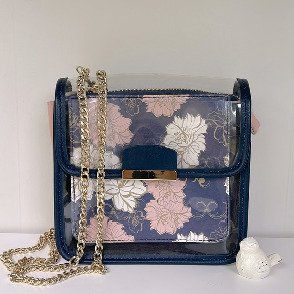IM Heart Clear Crossbody Bag With Removable Pouch - Picture 1 of 16